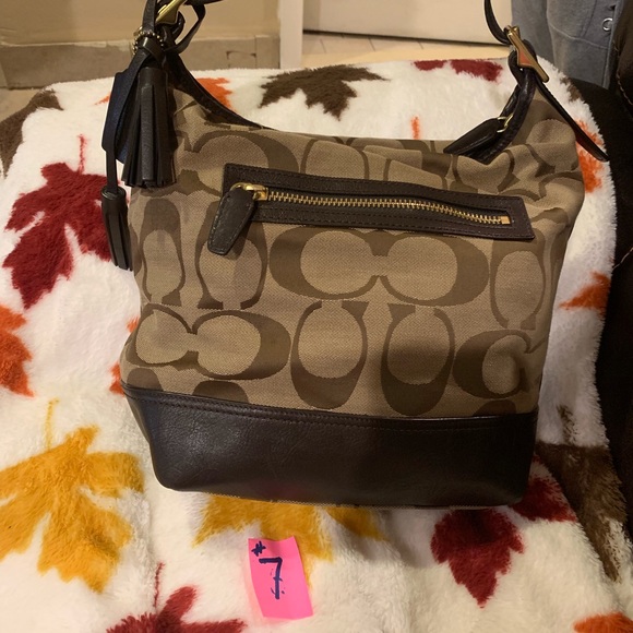 Purses - Picture 3 of 8